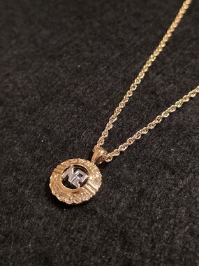 Vtg 1980s Nina Ricci Gold-Tone Two-Tone "NR" Logo Pendant Necklace – 19" Drop